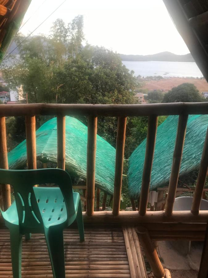 Bayview Coron Kawa Resort エクステリア 写真